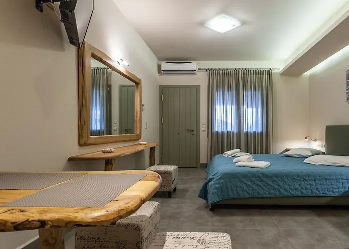 Argyroyla Apartment *